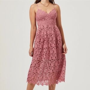Astr Elegant Lace Midi Dress in Pink Mauve Size Xs Nwt
